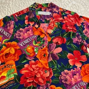 Women’s Jams World shirt size S